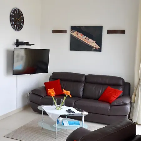 Apartment Apartment With 2 Bedrooms In Wied Ilghajn With Wonderful Sea View Shared Pool Balcony